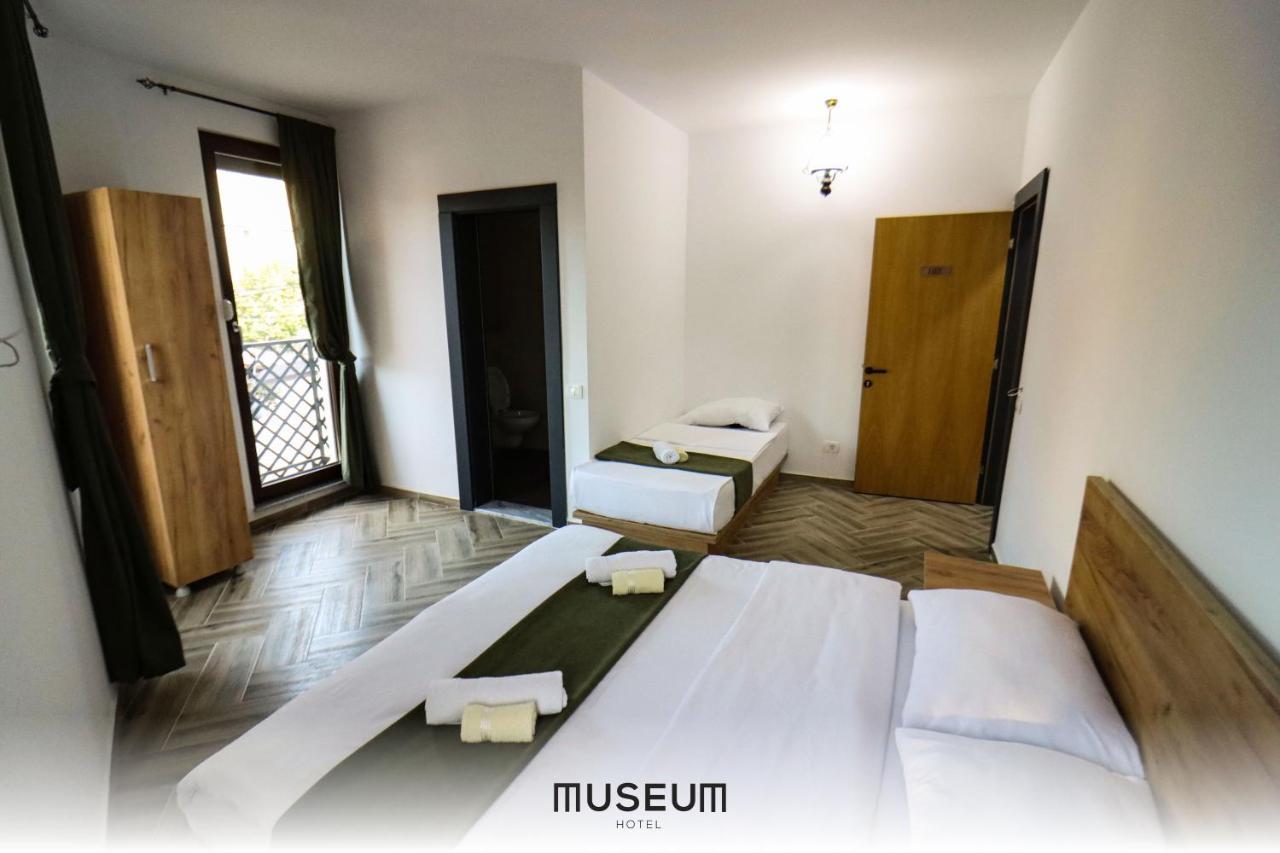 Museum Hotel プリシュティナ エクステリア 写真