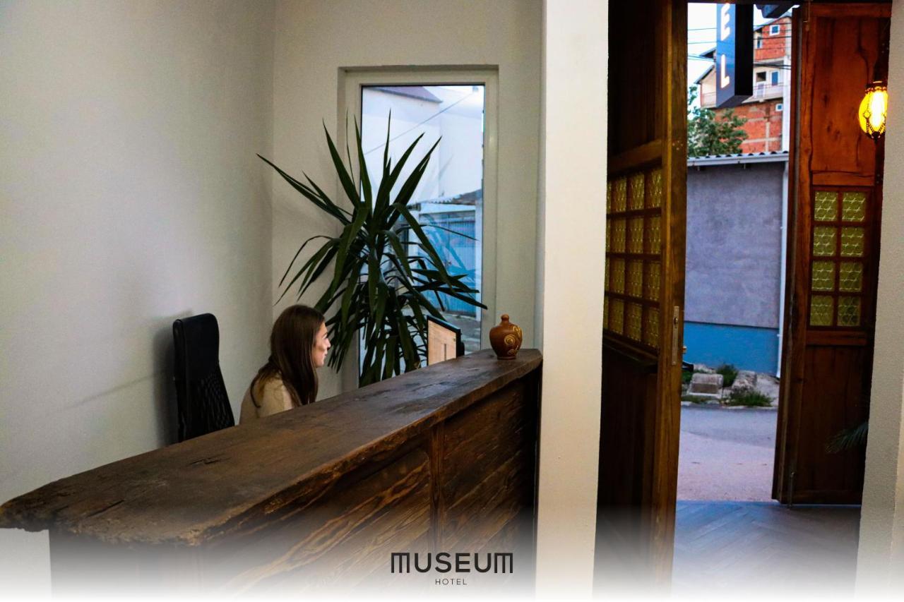 Museum Hotel プリシュティナ エクステリア 写真